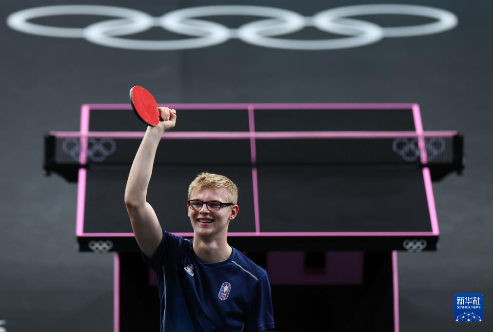 功并非仅靠 功并非仅靠