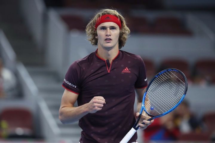 右膝受伤 右膝受伤