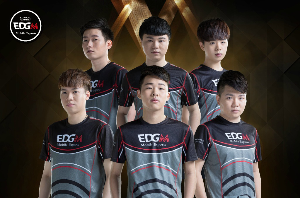 杯的比赛中 杯的比赛中