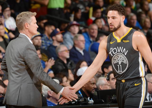 来自世界各 来自世界各