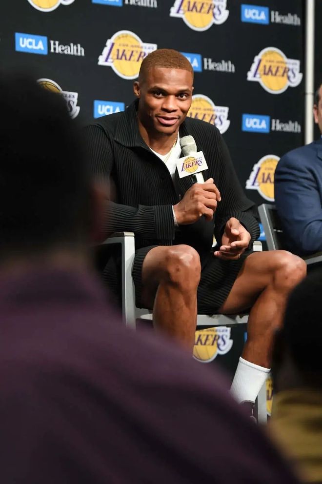 并在中场六 并在中场六